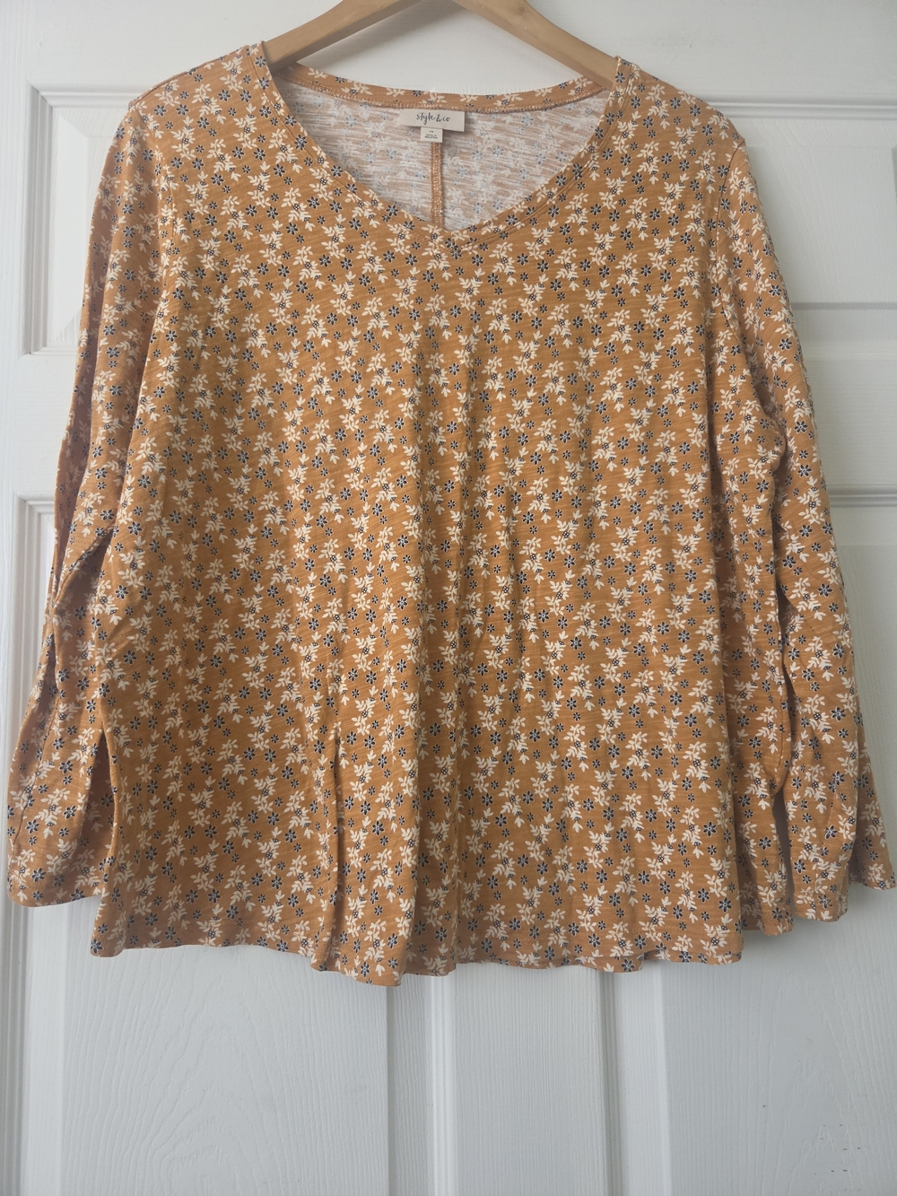 Style & Co. Mustard Floral V-Neck Long Sleeve Tunic